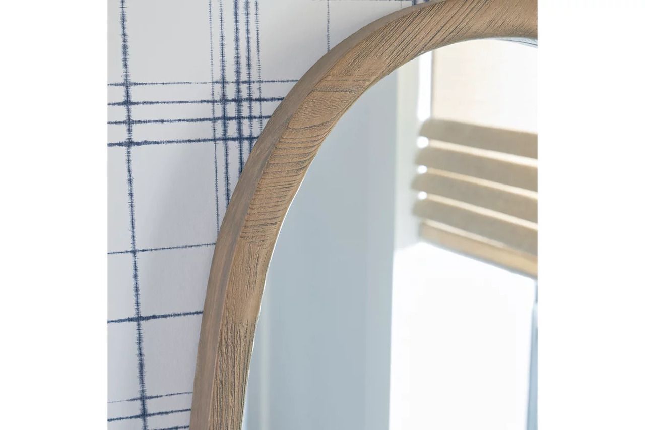 Aarilynn Accent Mirror In Antique Brown A8010329