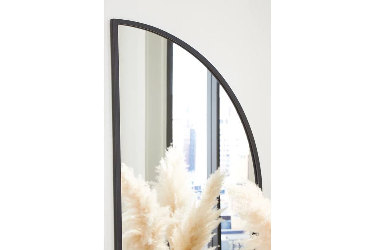 Denlow Accent Mirror In Black A8010333