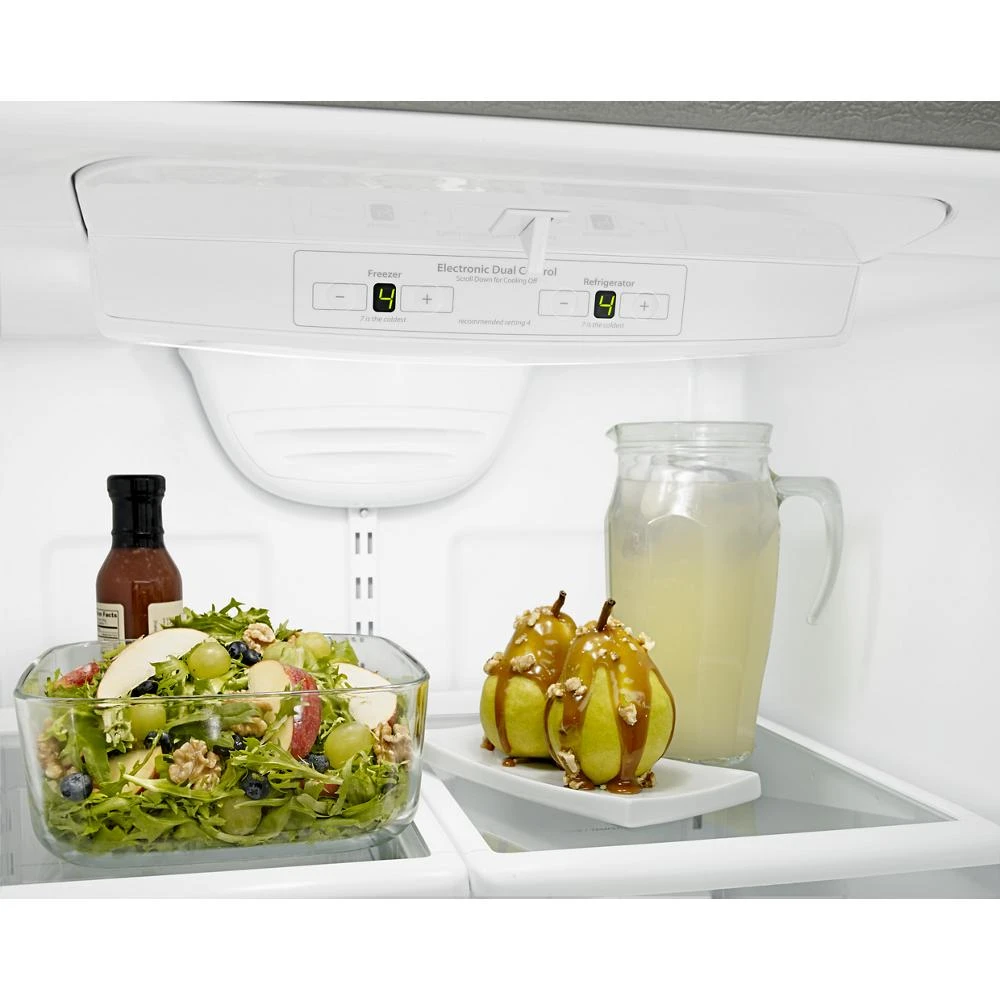 29-inch Wide Bottom-Freezer Refrigerator with EasyFreezer Pull-Out Drawer -- 18 cu. ft. Capacity view 4
