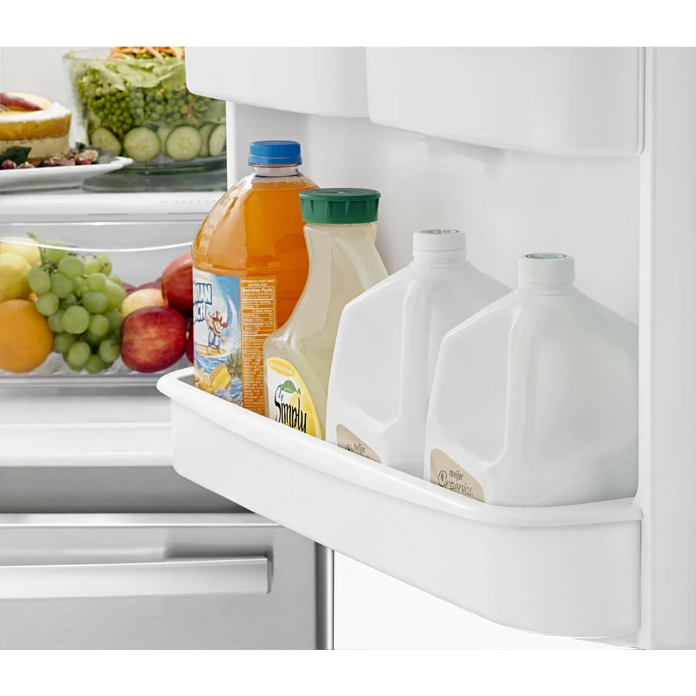 33-inch Wide Bottom-Freezer Refrigerator with EasyFreezer Pull-Out Drawer - 22 cu. ft. Capacity view 4