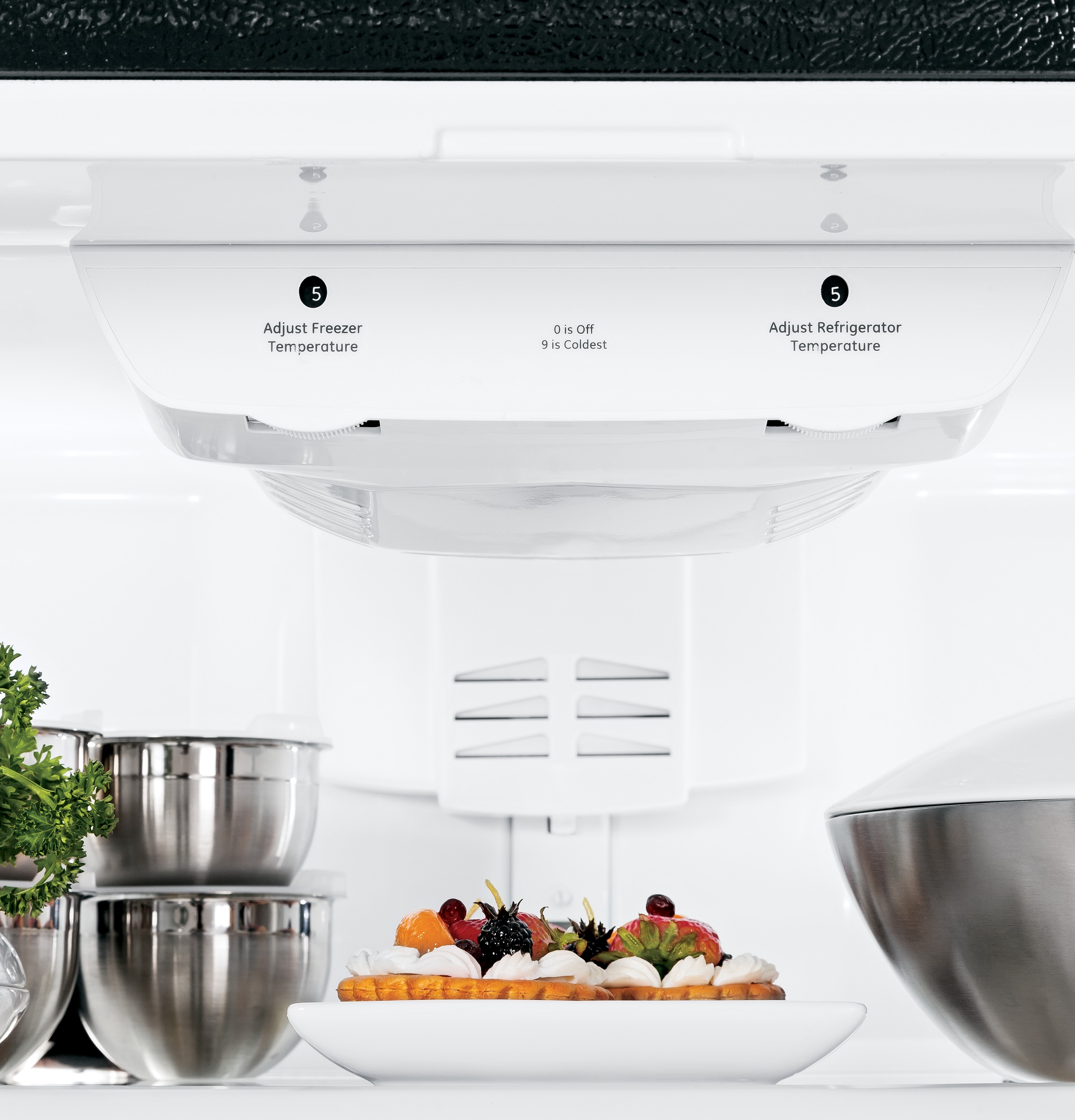 Artistry Series 20.3 Cu. Ft. Bottom-Freezer Refrigerator ABE20EGEBS, product image 4 of 21