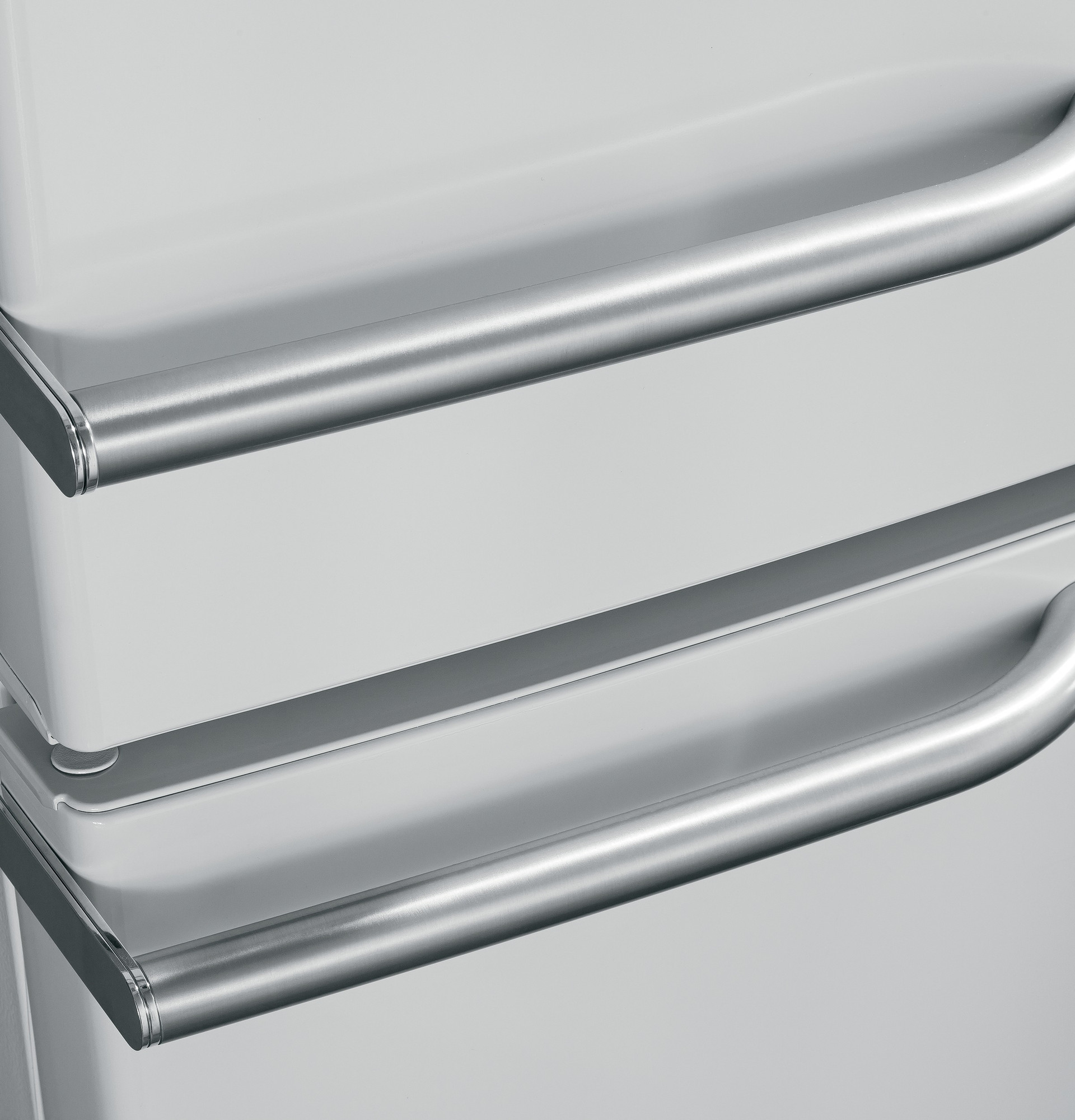 Artistry Series 20.3 Cu. Ft. Bottom-Freezer Refrigerator ABE20EGEWS, product image 10 of 22