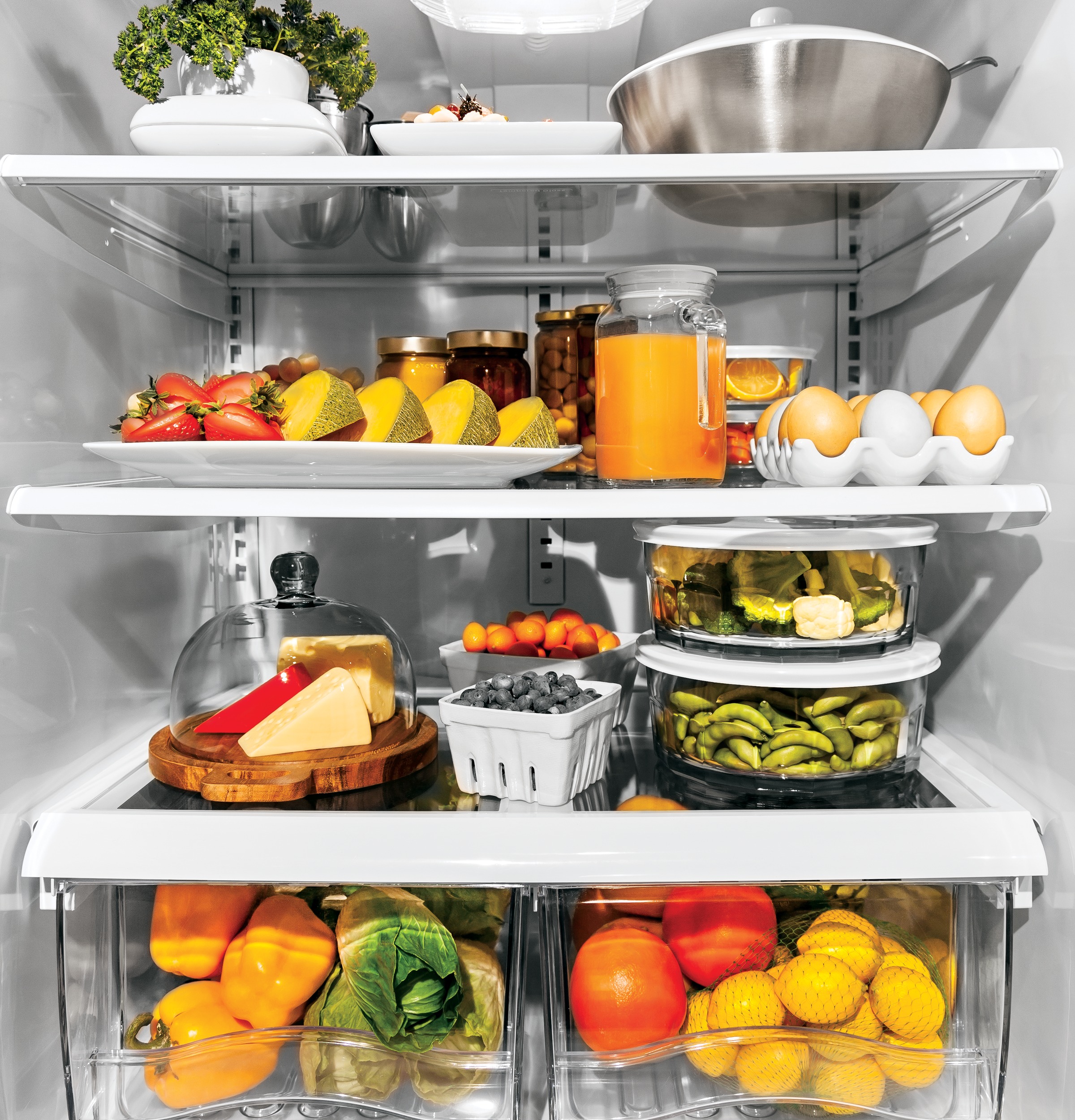 Artistry Series 20.3 Cu. Ft. Bottom Freezer Refrigerator ABE20EGHBS, product image 17 of 21