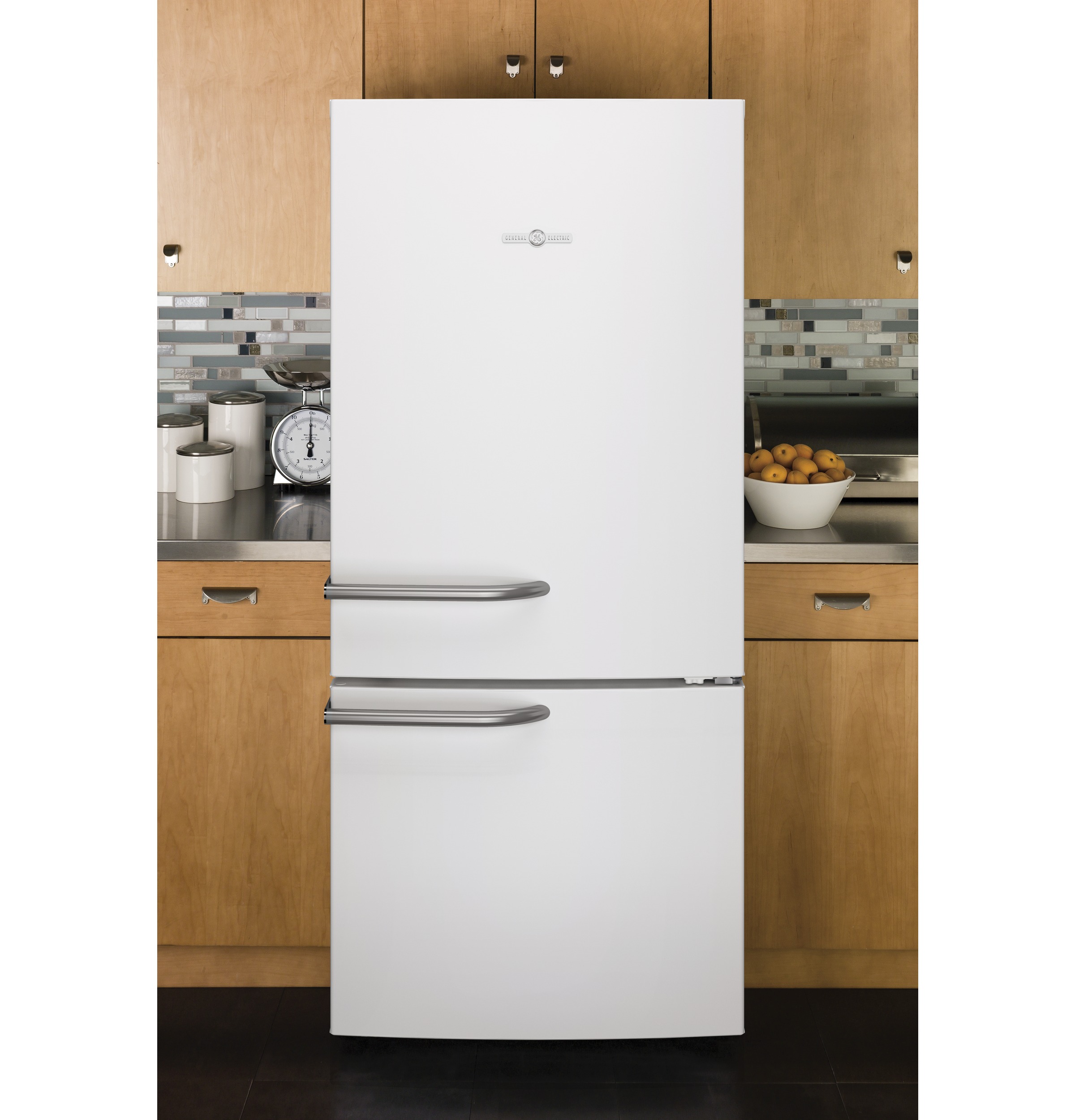 Artistry Series 21.0 Cu. Ft. Bottom Freezer Refrigerator ABE21DGKWS, product image 7 of 9