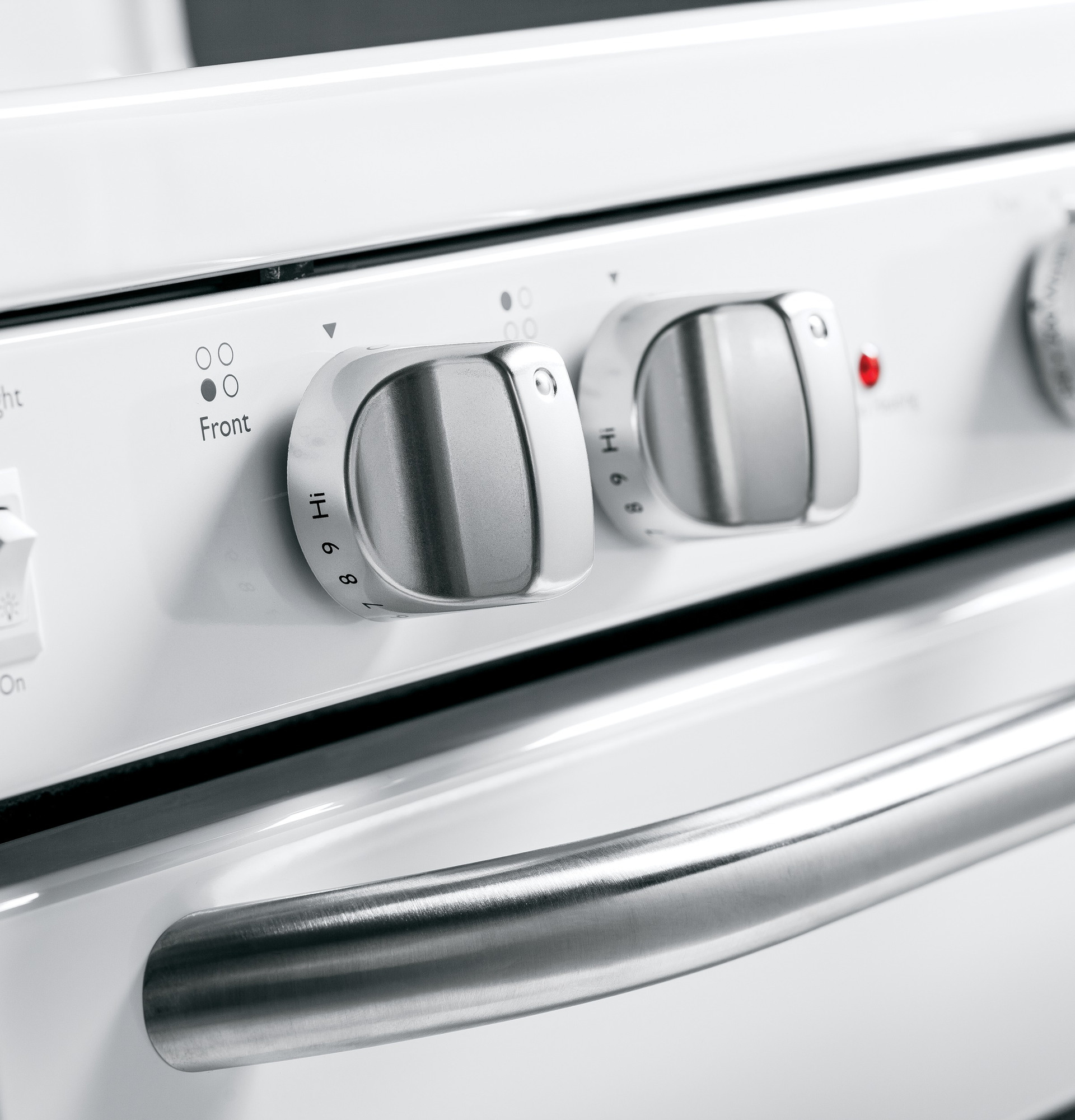 GE Artistry Series 30" Free-Standing Electric Range ABS45DFWS