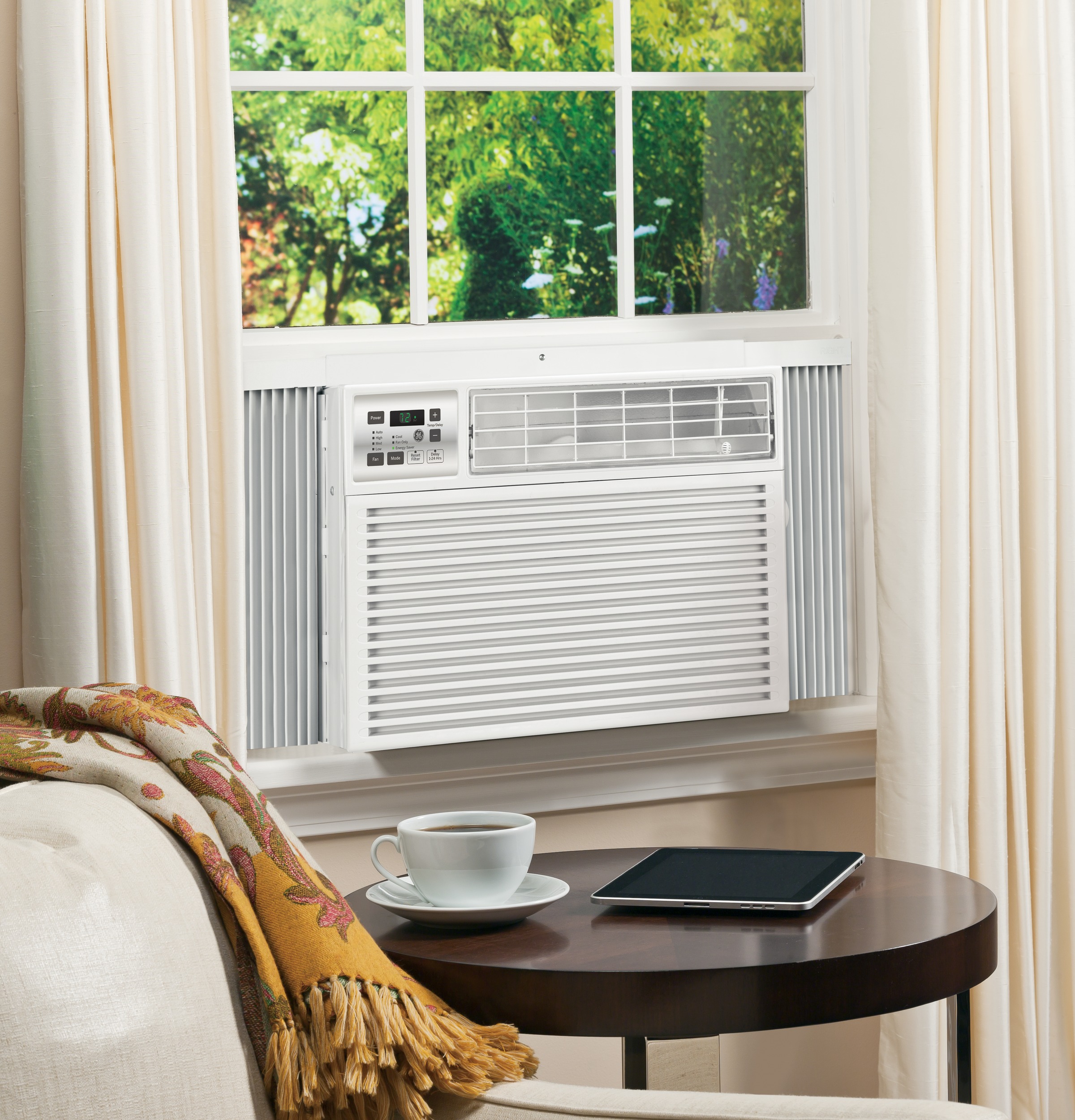 115 Volt Electronic Room Air Conditioner AEW12AV, product image 2 of 7