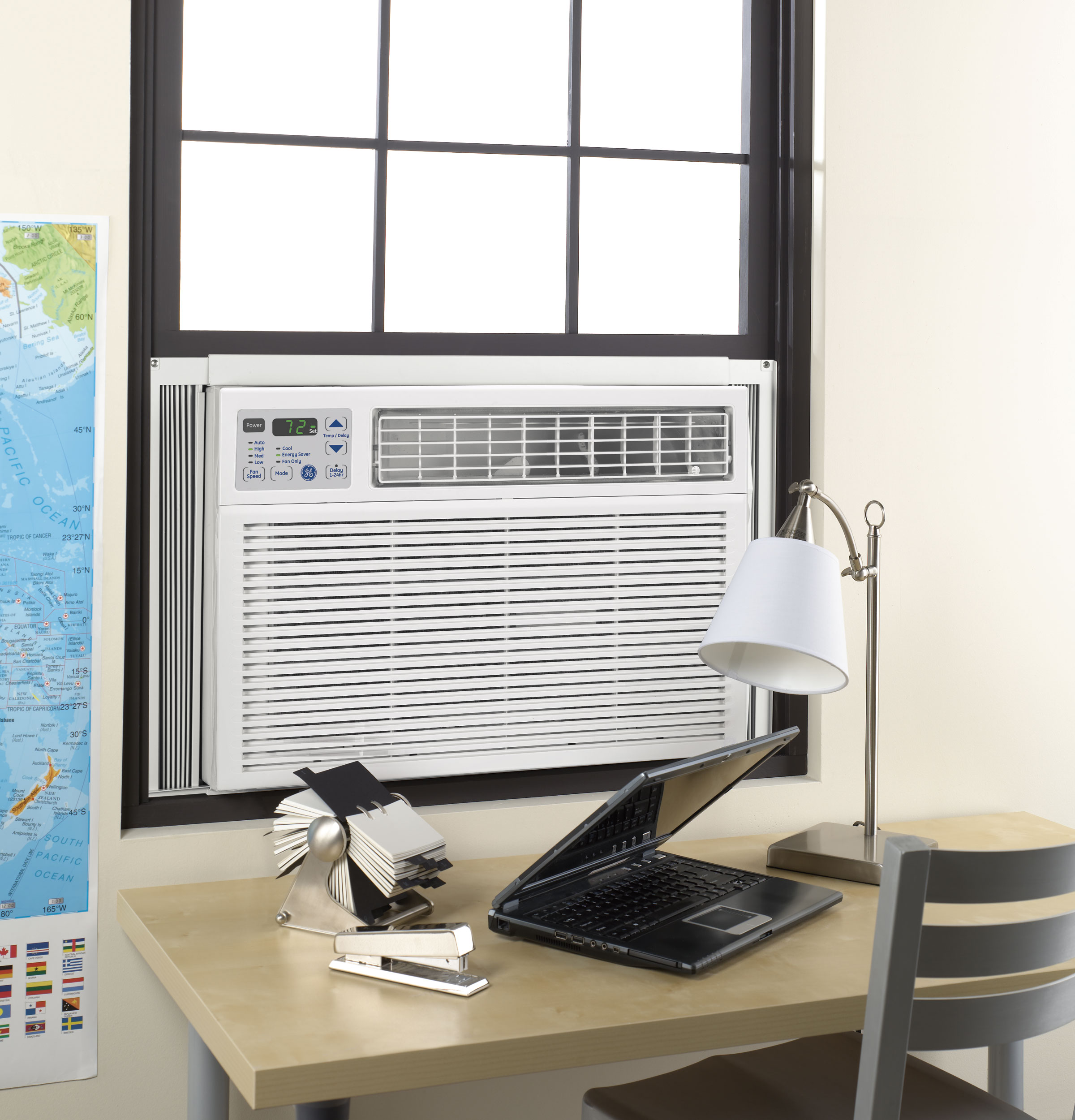230 Volt Electronic Room Air Conditioner AEZ25DP, product image 3 of 3