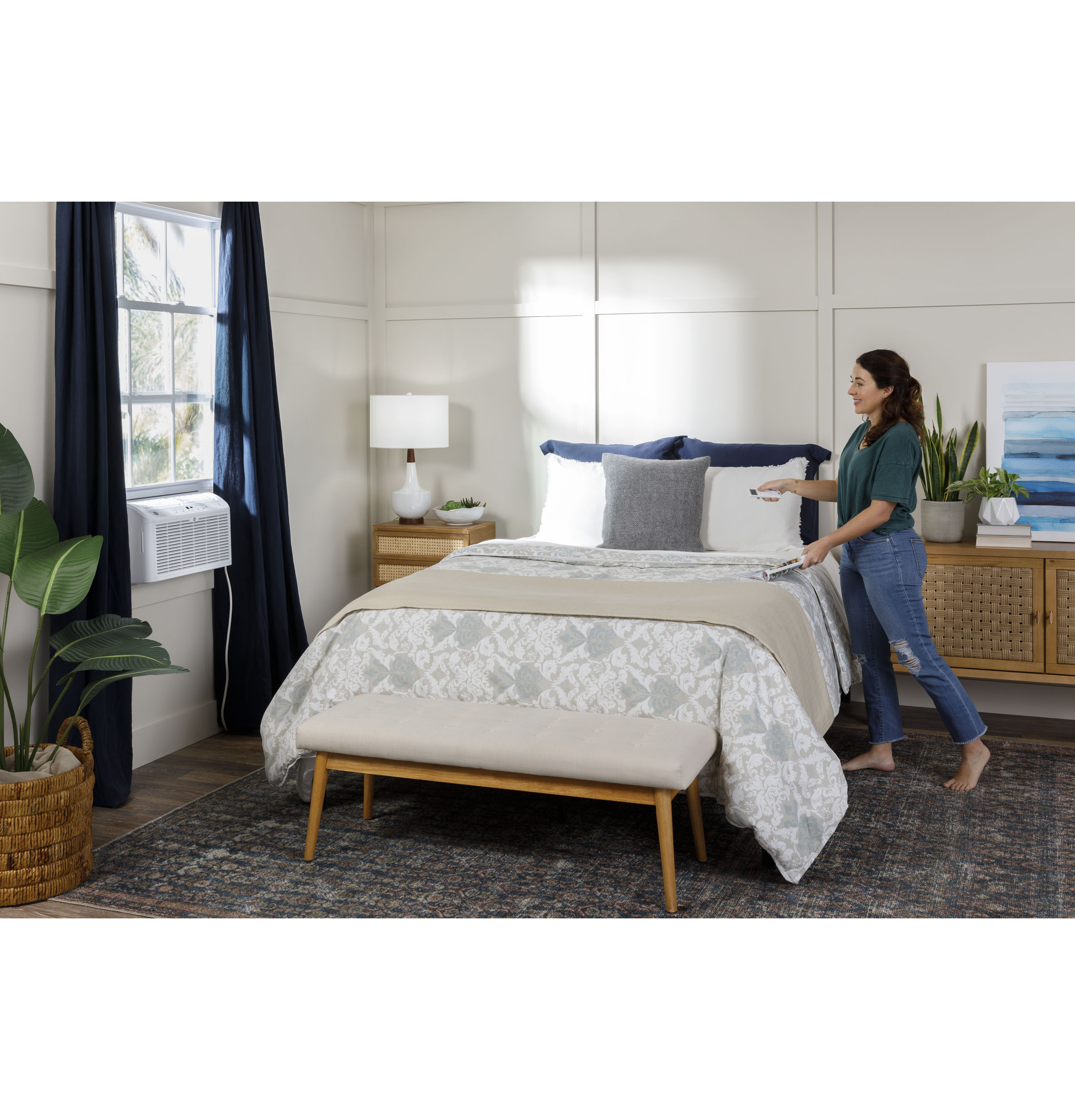 6,200 BTU Ultra Quiet Window Air Conditioner for Small Rooms up to 250 sq. ft. AHEL06BB