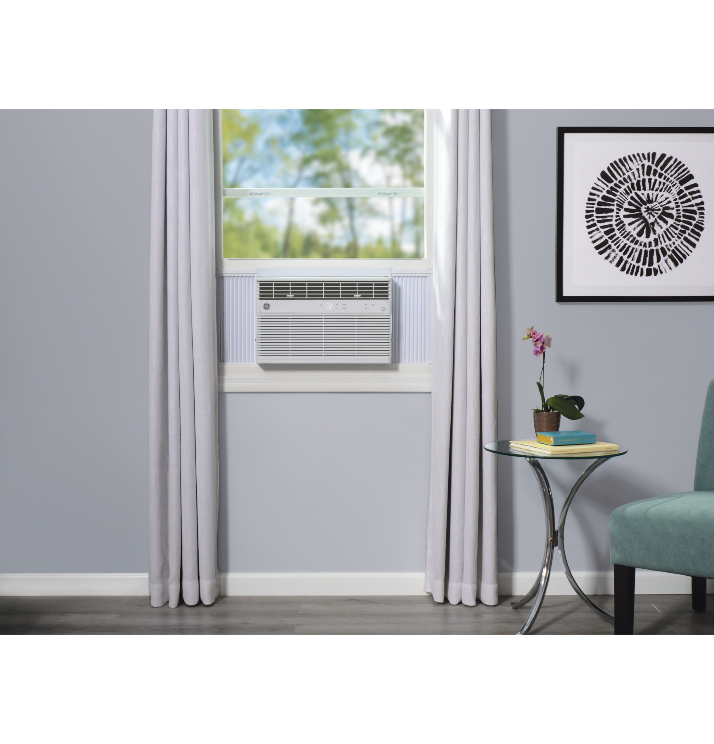18,300 BTU 230/208 Volt Smart Electronic Window Air Conditioner for Extra-Large Rooms AHTK18BA