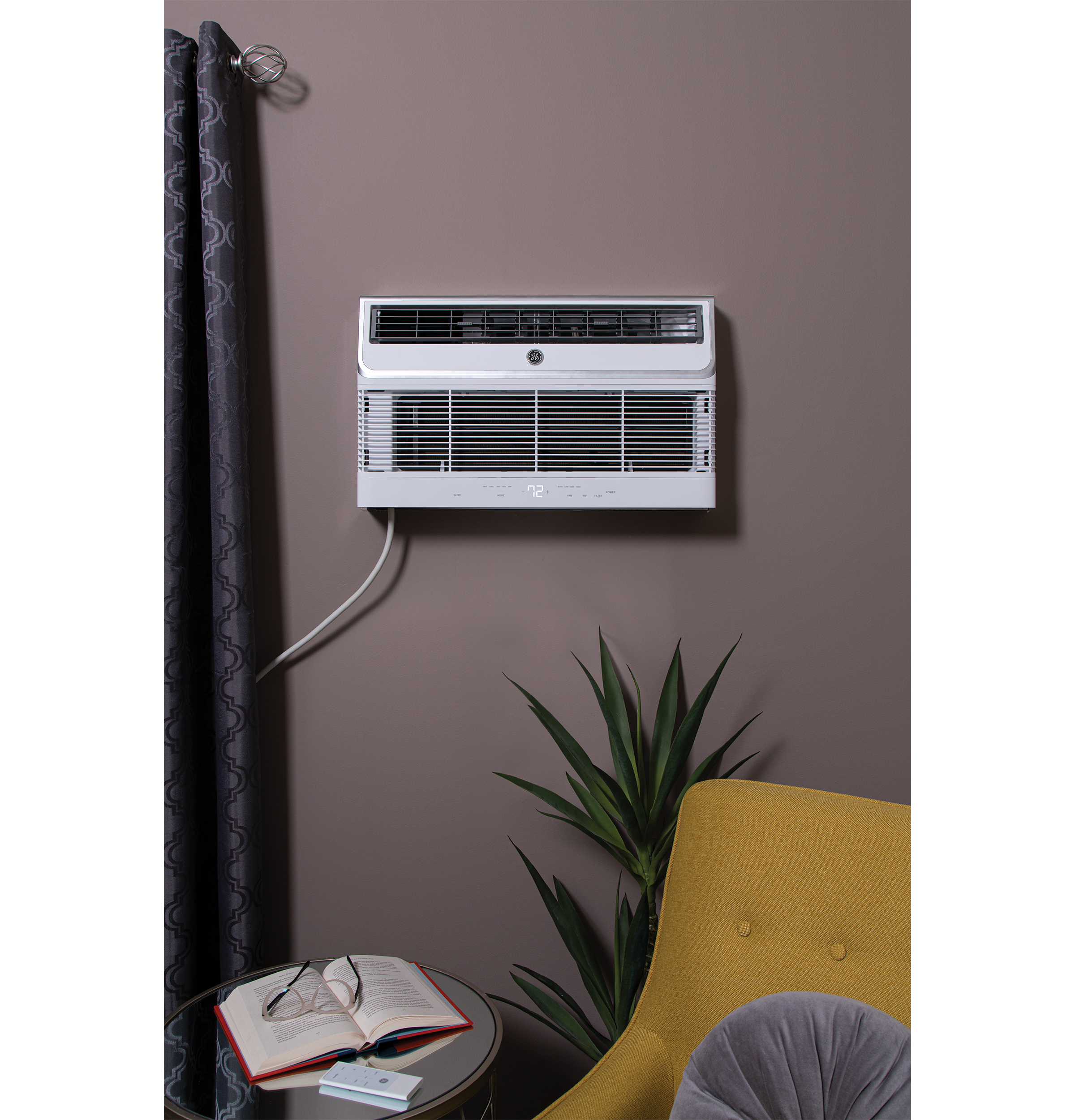 230/208 Volt Built-In Heat/Cool Room Air Conditioner view 3