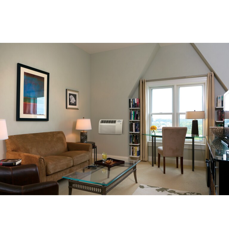 115 Volt Built-In Heat/Cool Room Air Conditioner AJEQ06LCF