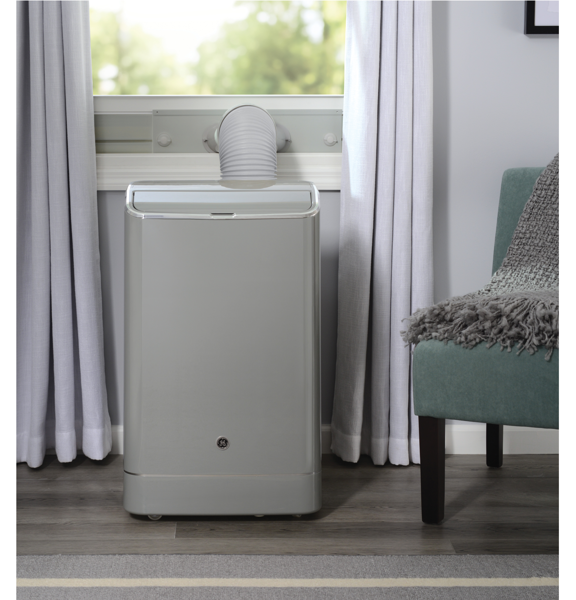 10,500 BTU Portable Air Conditioner with Dehumidifier and Remote, Grey APCD10JASG