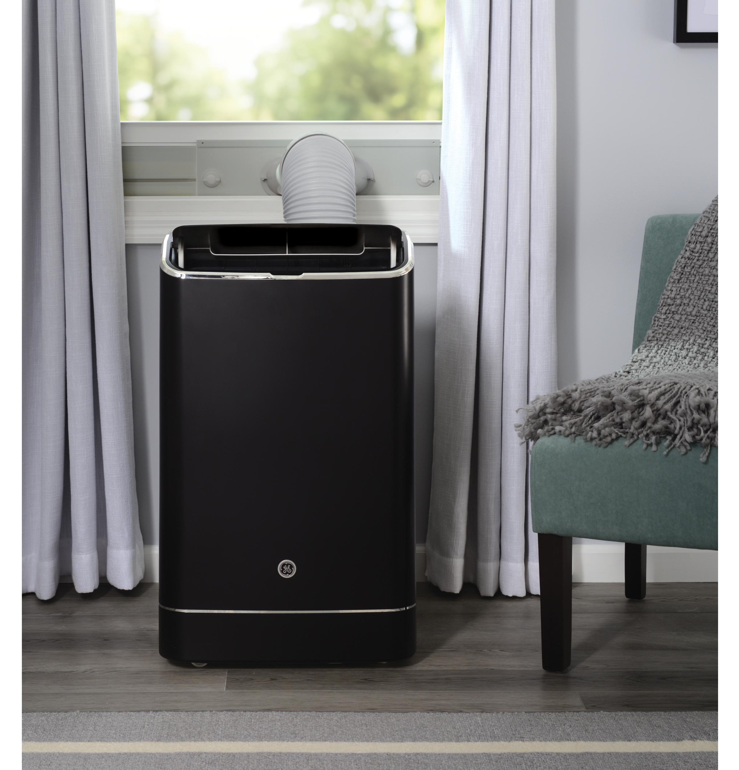 10,000 BTU Heat/Cool Smart Portable Air Conditioner for Medium Rooms up to 450 sq ft. APXD10JAWB