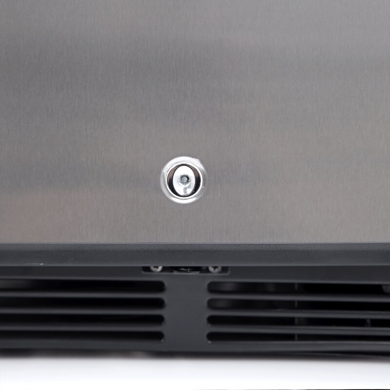 Avanti 5.2 cu. ft. Compact Refrigerator view 7