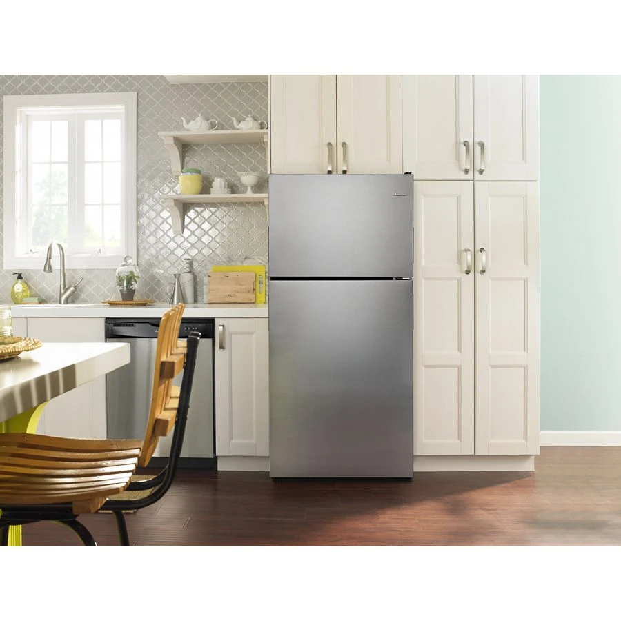 30-inch Wide Top-Freezer Refrigerator with Garden Fresh Crisper Bins - 18 cu. ft. view 6