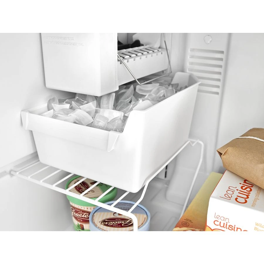 30-inch Wide Top-Freezer Refrigerator with Garden Fresh Crisper Bins - 18 cu. ft. view 3