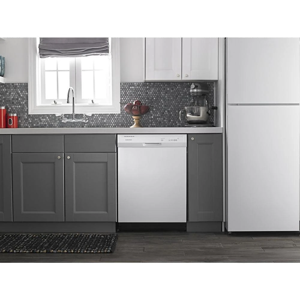 30-inch Top-Freezer Refrigerator with Glass Shelves view 14