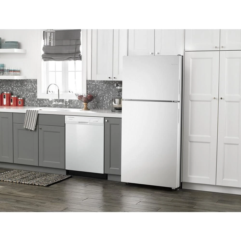 30-inch Top-Freezer Refrigerator with Glass Shelves view 10