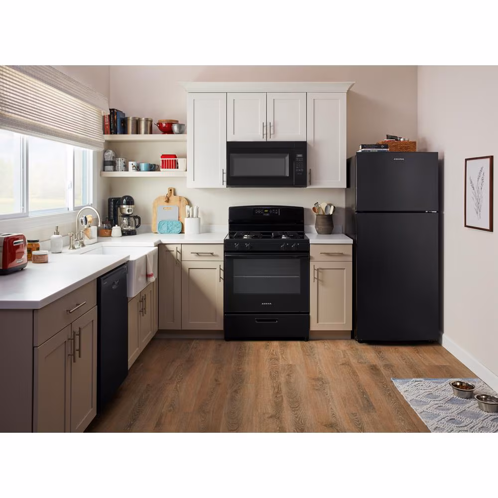 30-Inch Wide Garage Ready Top-Freezer Refrigerator—19 Cu. Ft. view 9