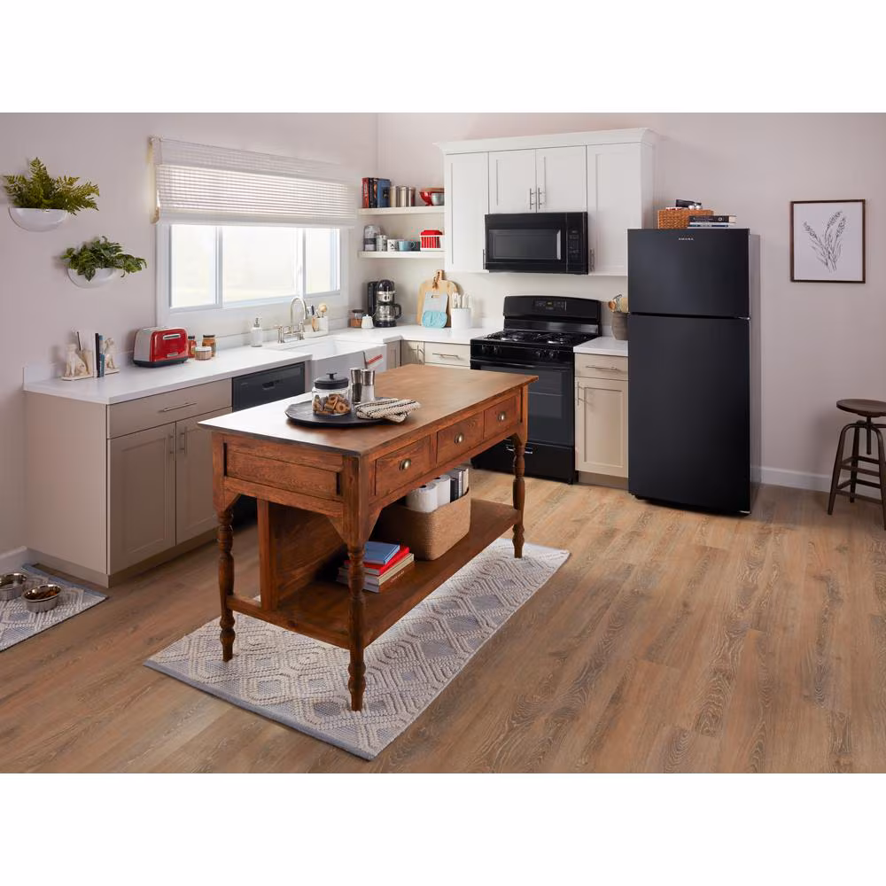 30-Inch Wide Garage Ready Top-Freezer Refrigerator—19 Cu. Ft. view 10