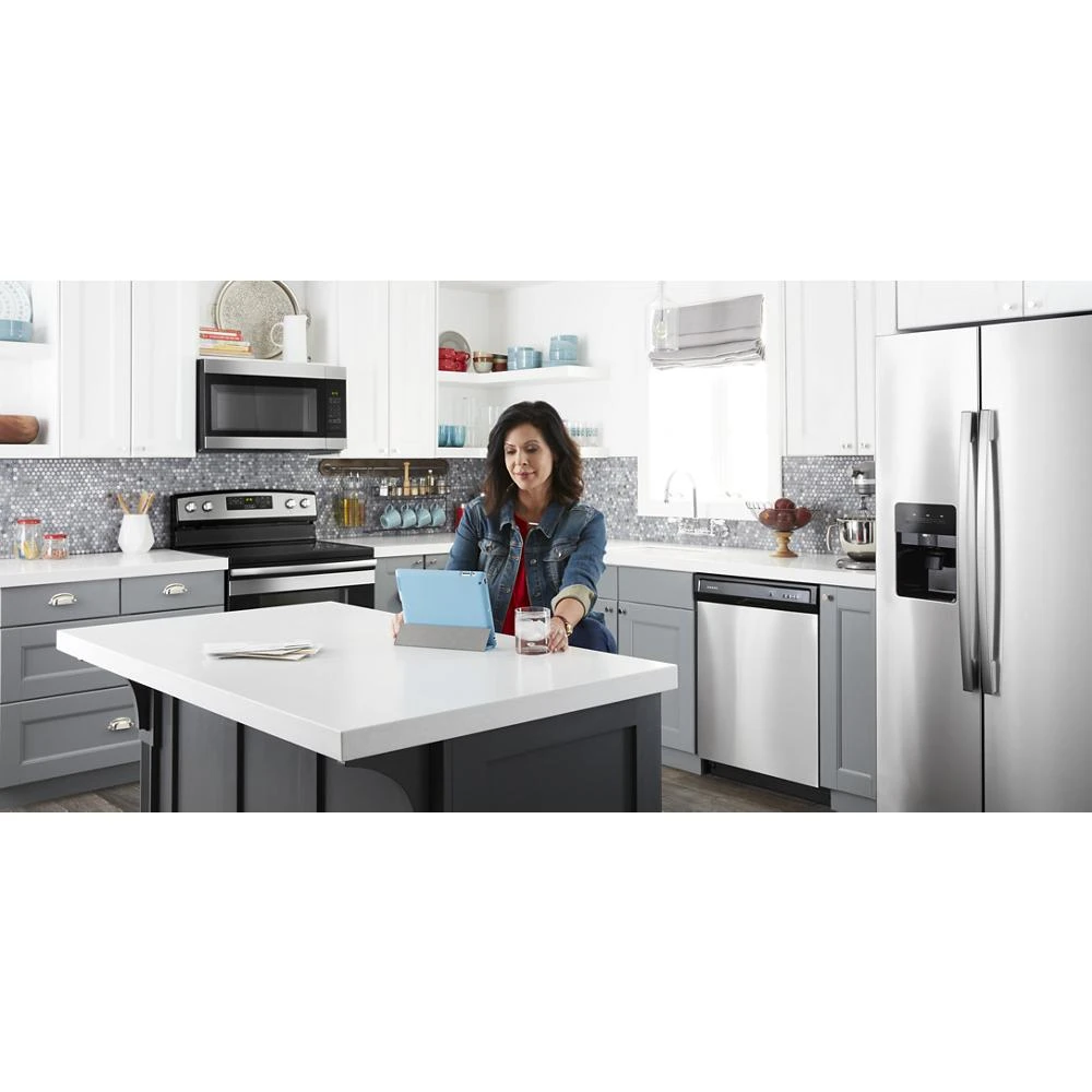 36-inch Side-by-Side Refrigerator with Dual Pad External Ice and Water Dispenser view 5