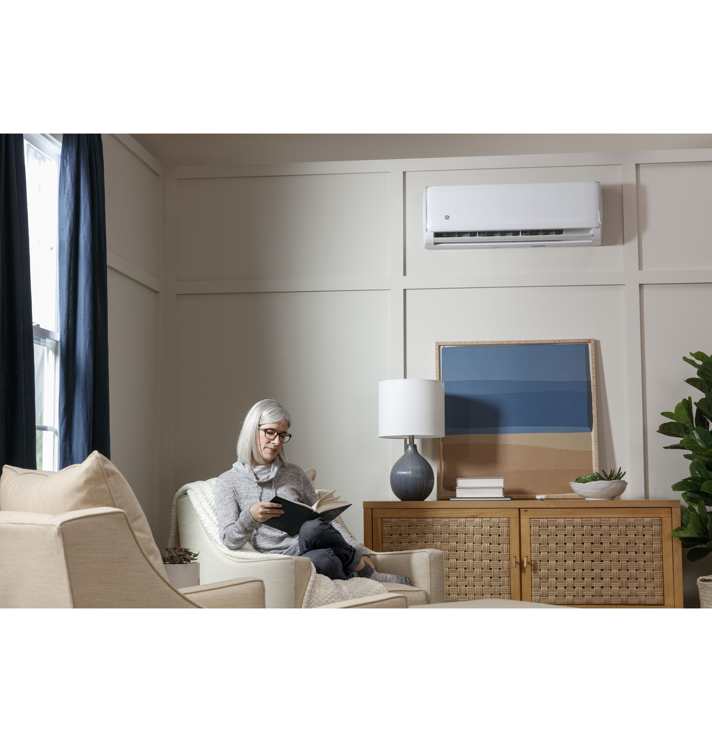 Caliber Series 115V 12,000 BTU Single-Zone Ductless Highwall Indoor Unit ASYW12CRAWA, product image 4 of 6