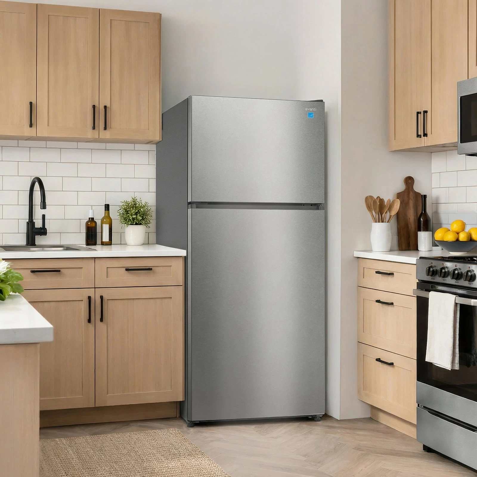 Avanti MaxxSpace Garage-Ready 24 cu. ft. Refrigerator AVFF24DLJM0SS