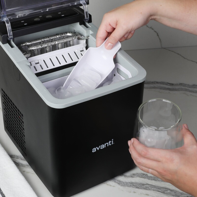 Avanti Mighty Ice Countertop Bullet Ice Maker AVIM2625BK