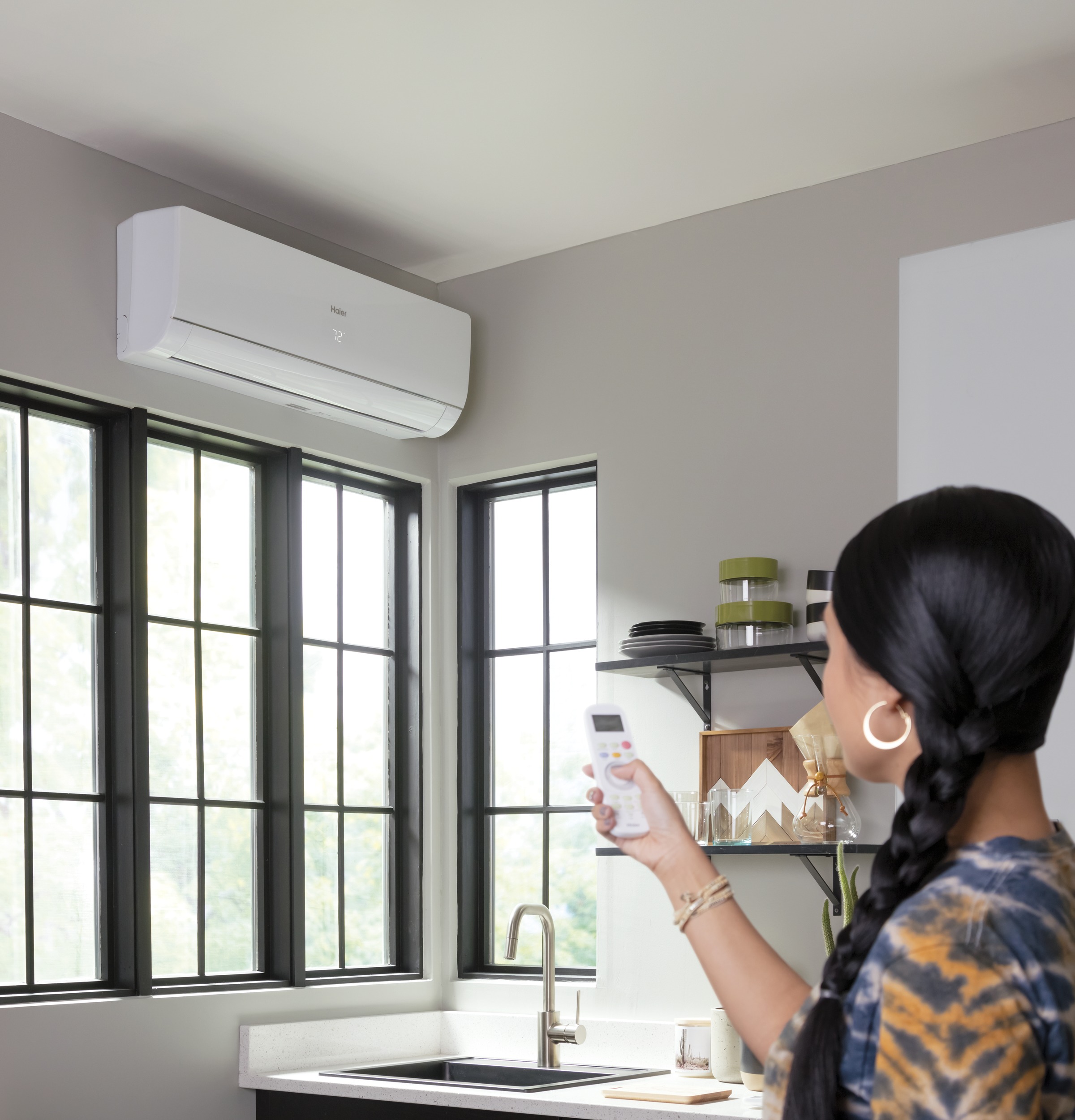 208-230V 12,000 BTU Ductless Highwall Indoor Unit AW12LC2VHB
