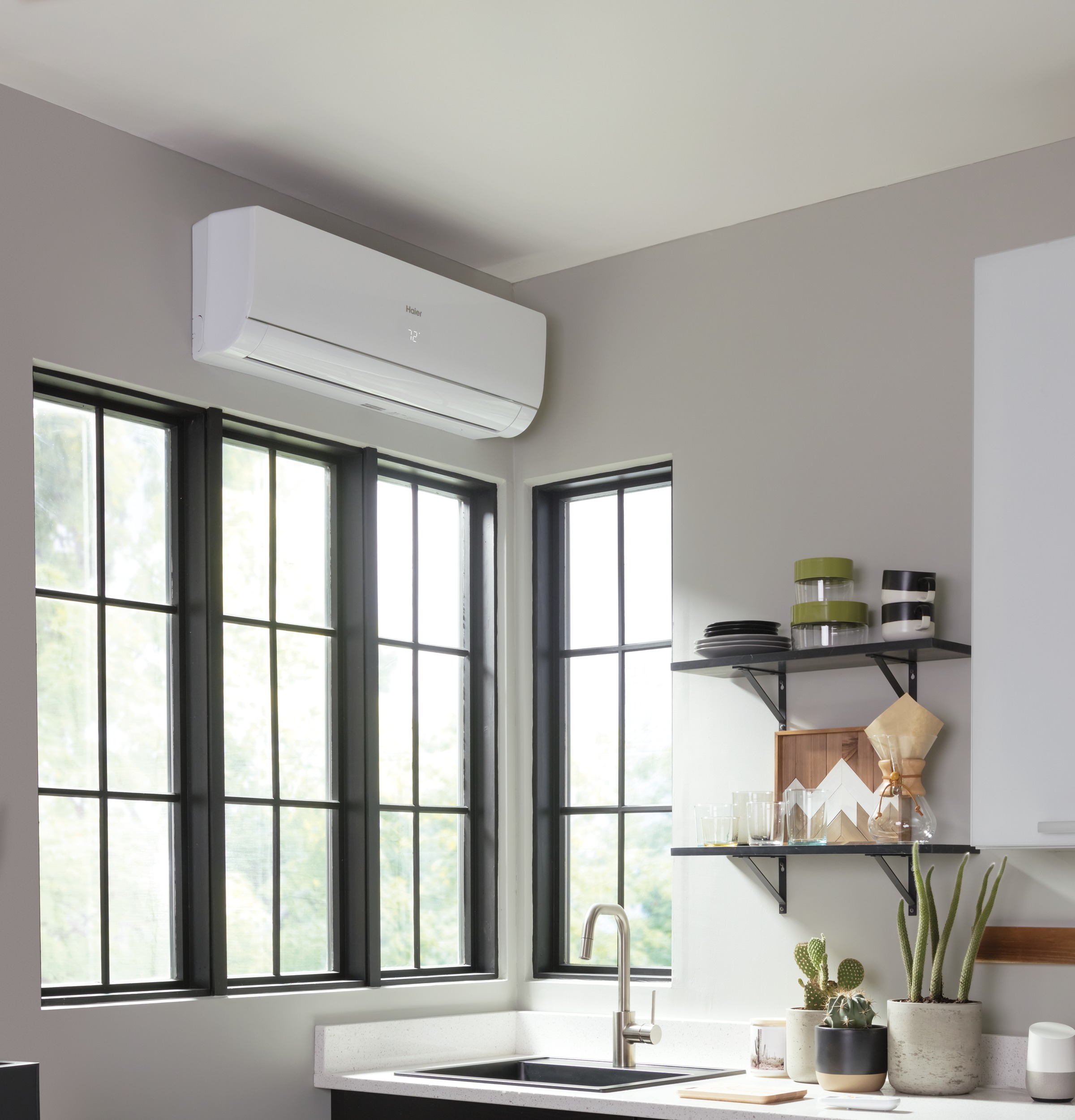 208-230V 12,000 BTU Ductless Highwall Indoor Unit AW12LC2VHB