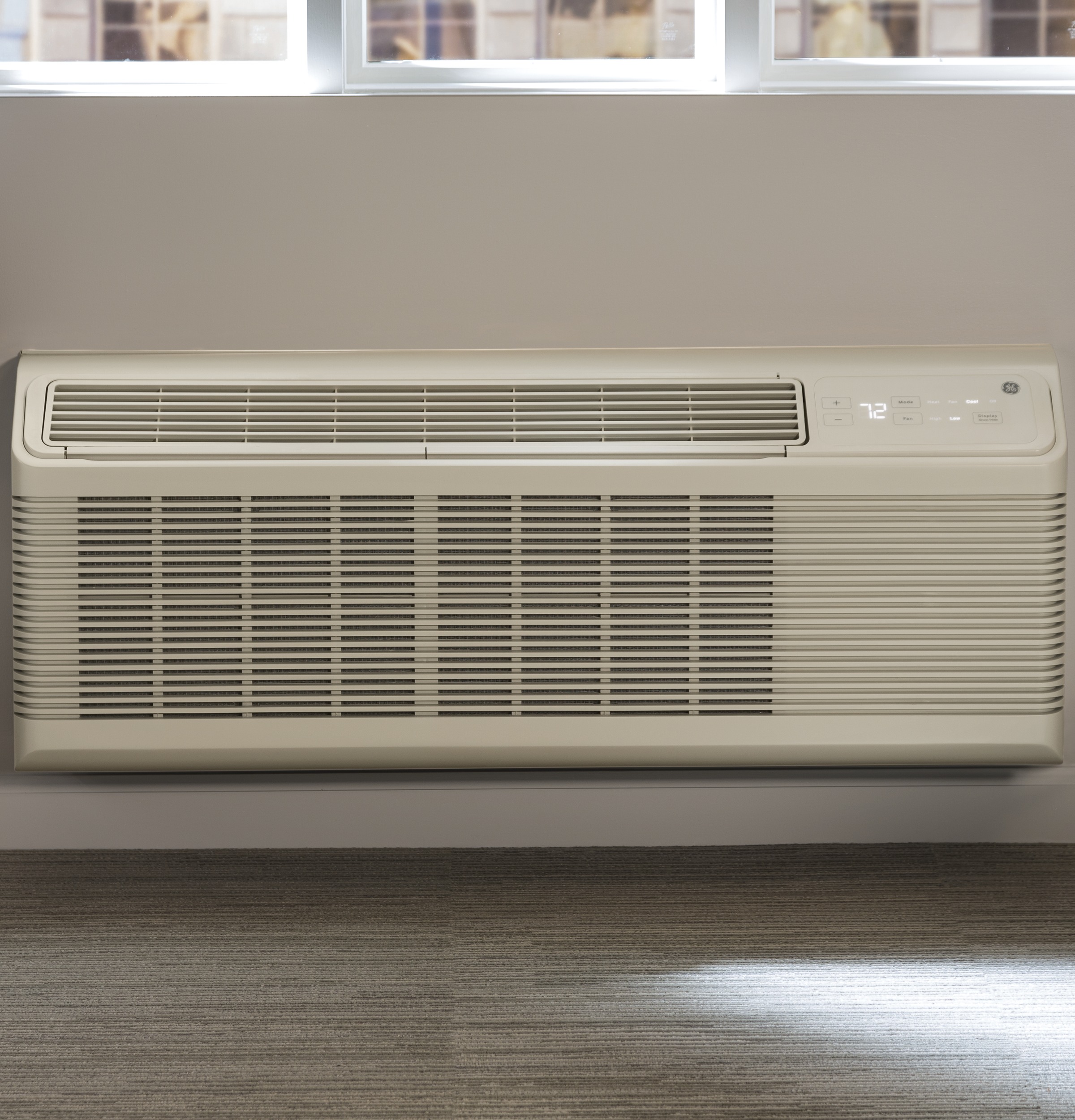 Zoneline Heat Pump Unit with Corrosion Protection 9,000 BTU, 230/208 Volt AZ65H09DAC, product image 6 of 34