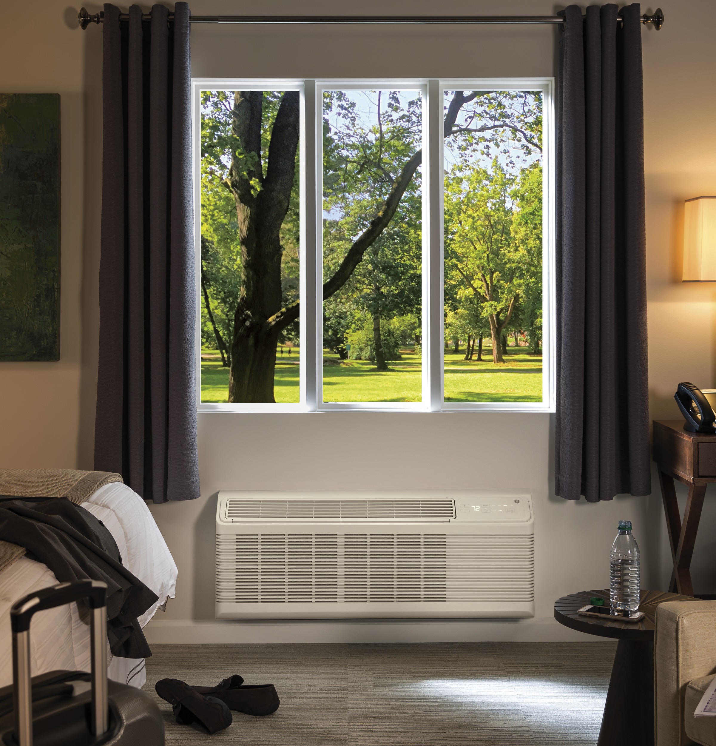 Zoneline Heat Pump Unit with Corrosion Protection 12,000 BTU, 265 Volt AZ65H12EAC, product image 11 of 34
