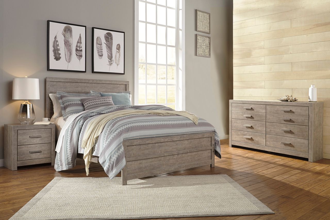 Culverbach Gray Dresser B07031