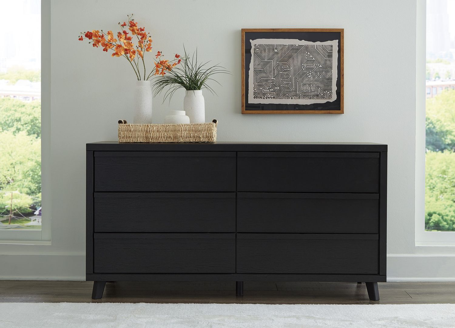 Danziar Black Six Drawer Dresser B1013231