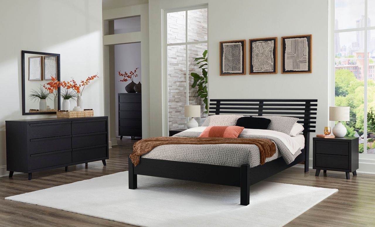 Danziar Black Six Drawer Dresser B1013231