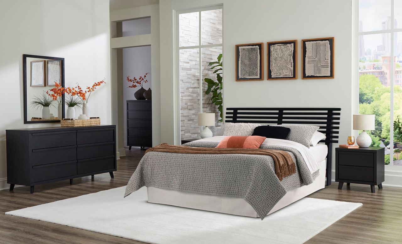 Danziar Black Six Drawer Dresser B1013231