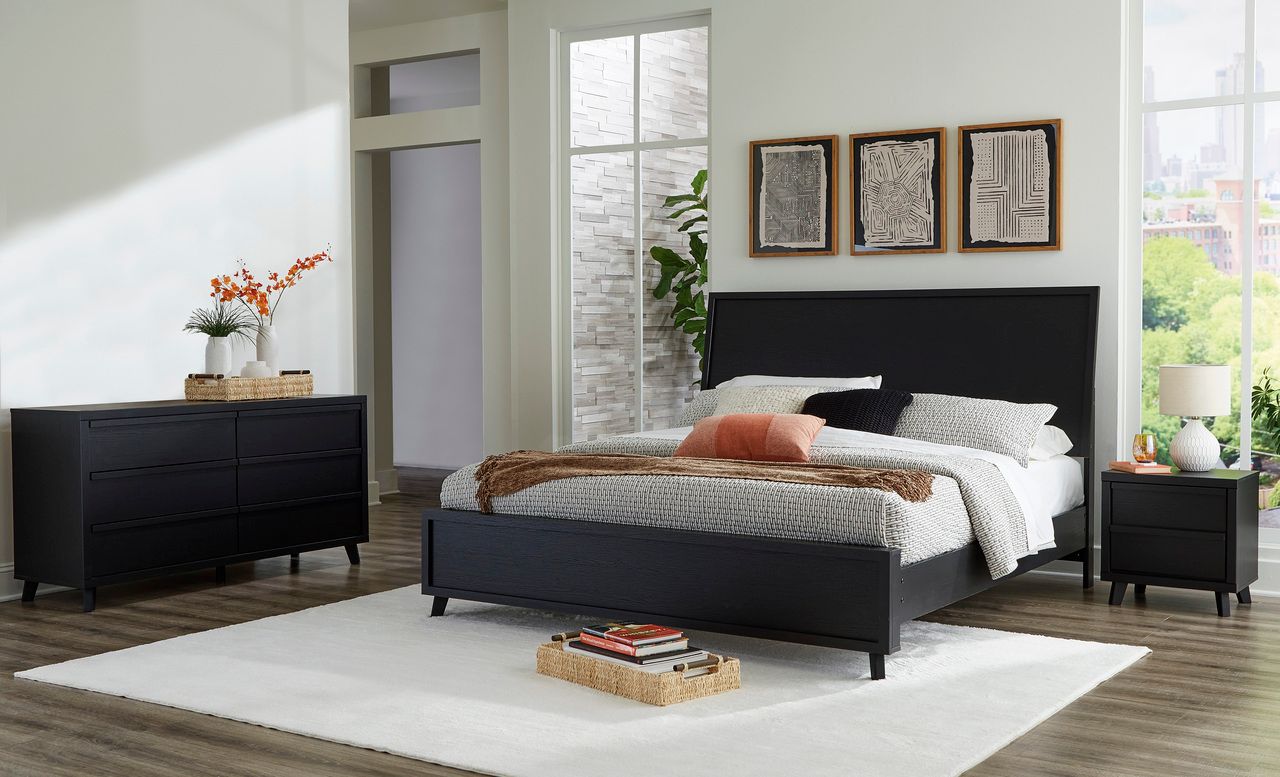 Danziar Black Six Drawer Dresser B1013231