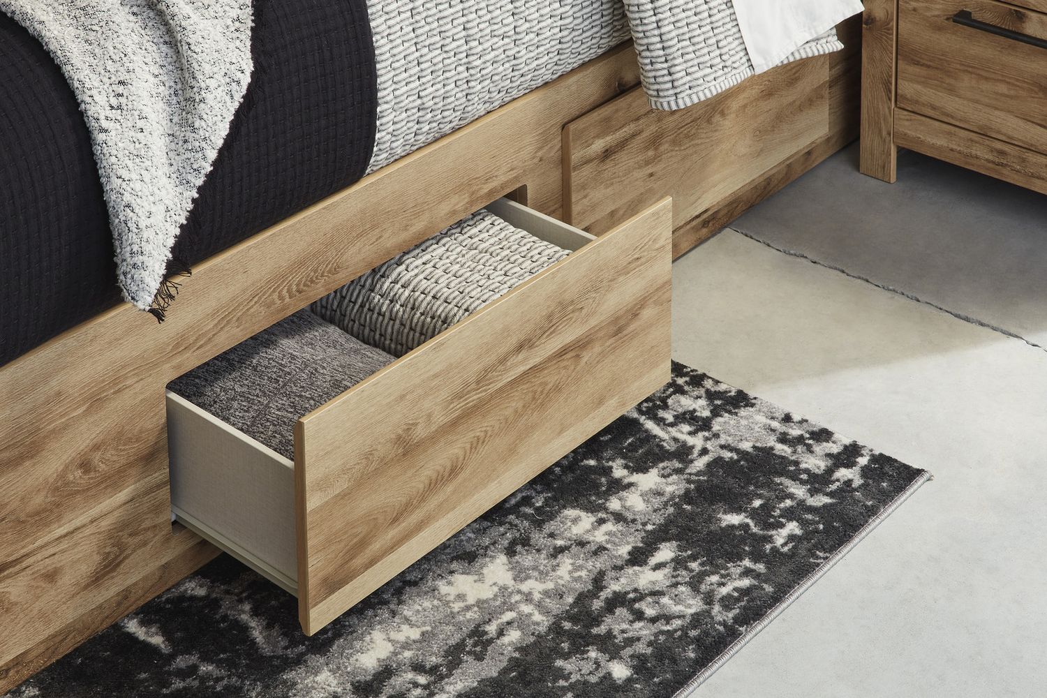 Hyanna Queen Panel Bed with 2 Side Storage In Brown B1050B32