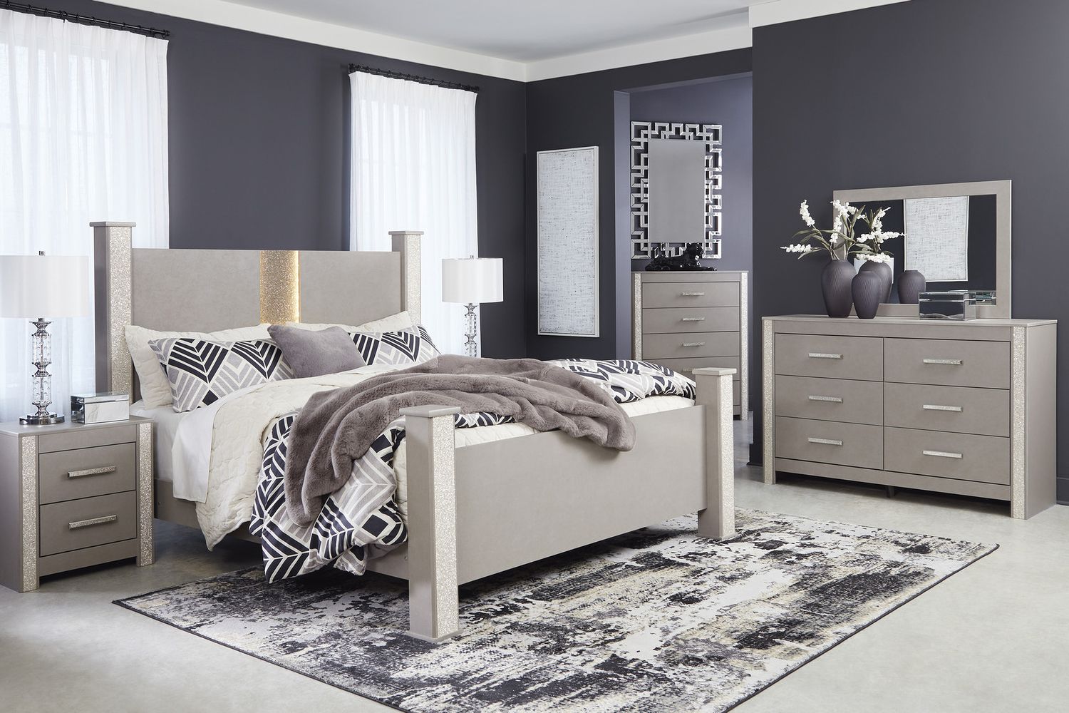 Surancha Gray Two Drawer Night Stand B114592