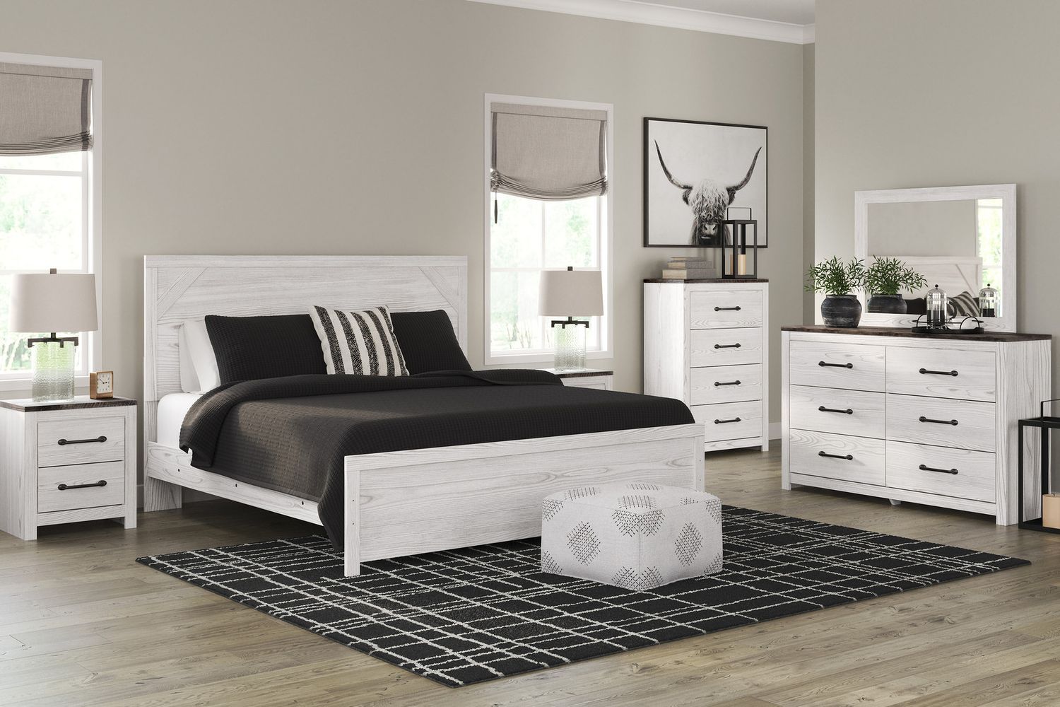 Gerridan White/Gray Dresser B119031