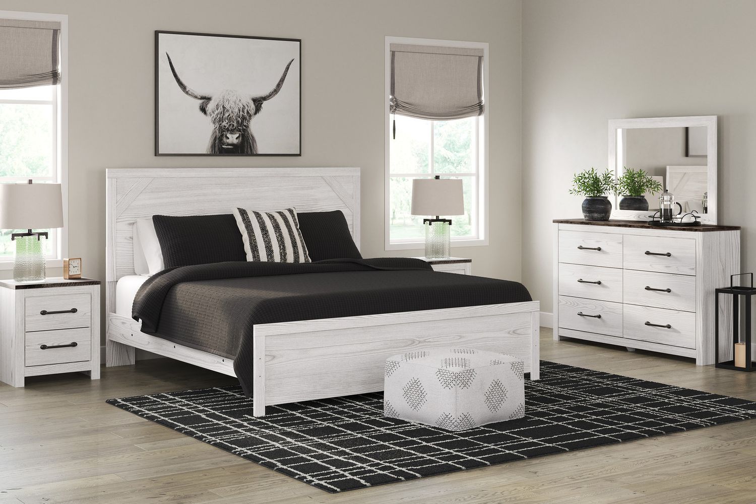 Gerridan White/Gray Dresser B119031