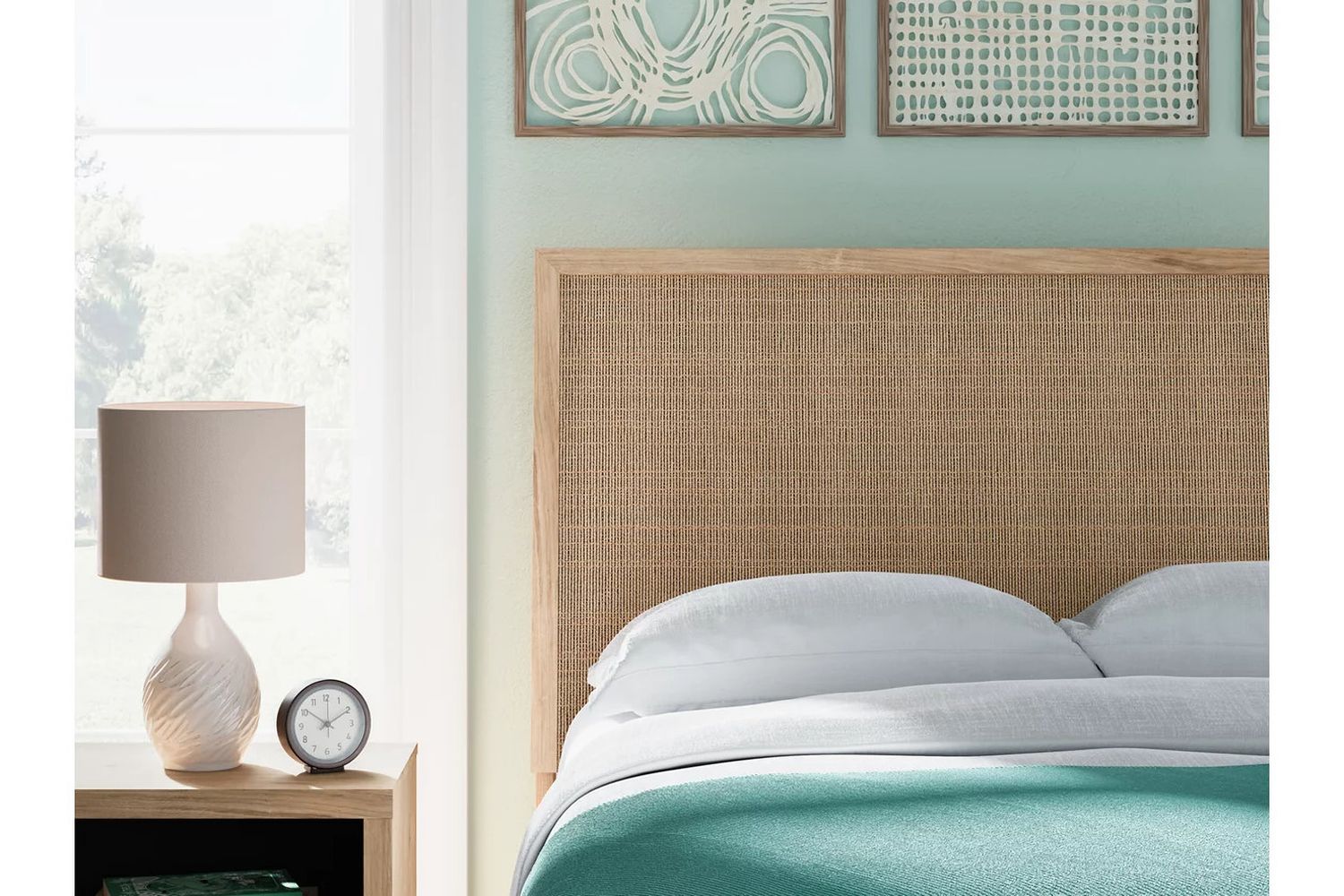 Cielden Full Panel Bed In Two-tone B1199B6
