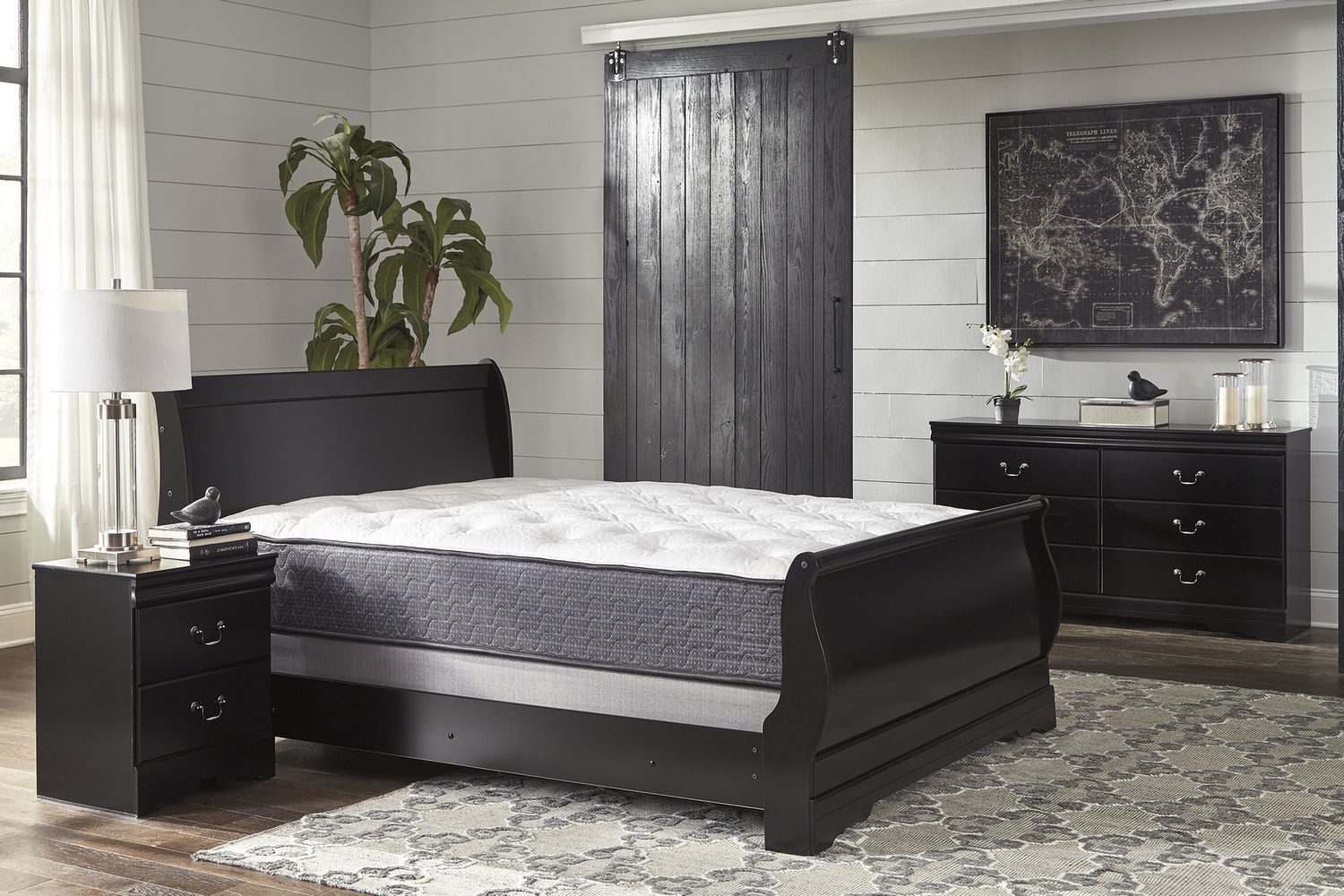 Huey Vineyard Dresser B12831