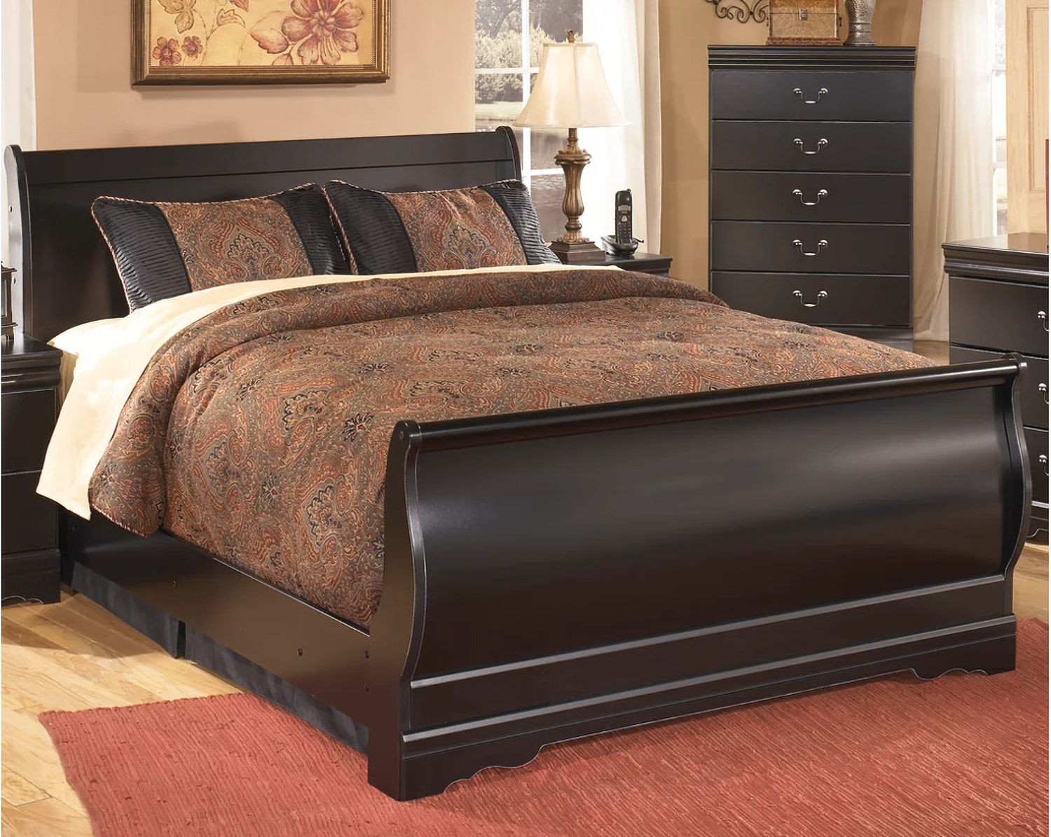 Huey Vineyard Full Sleigh Bed B128B9