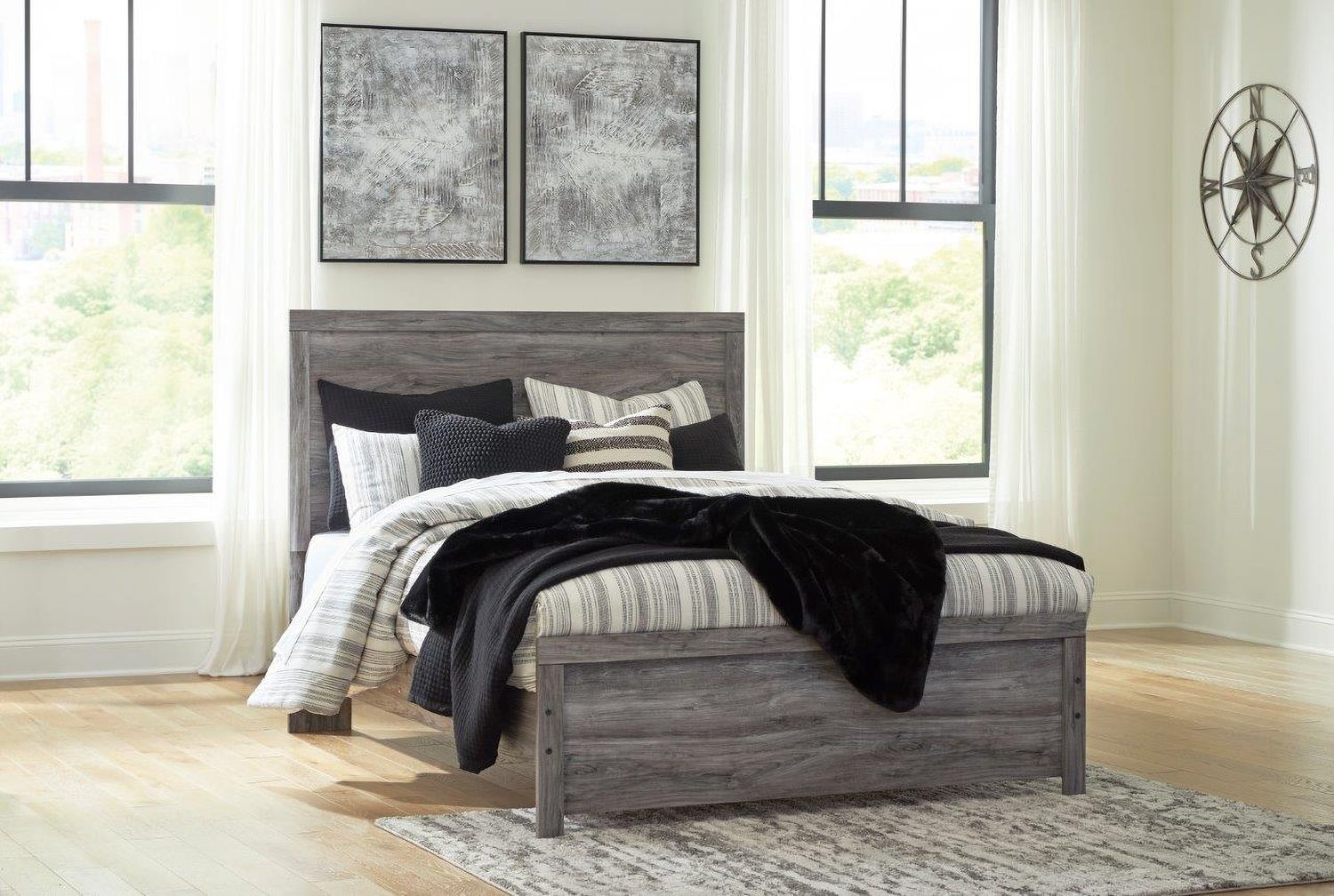 Bronyan Dark Gray Queen Panel Bed B1290B2