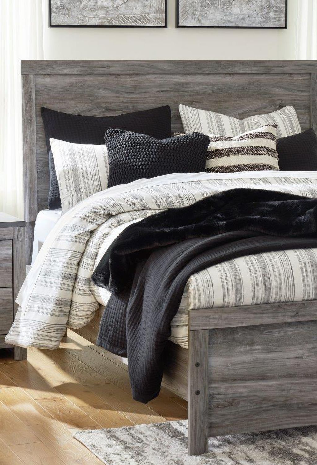 Bronyan Dark Gray King Panel Bed B1290B4