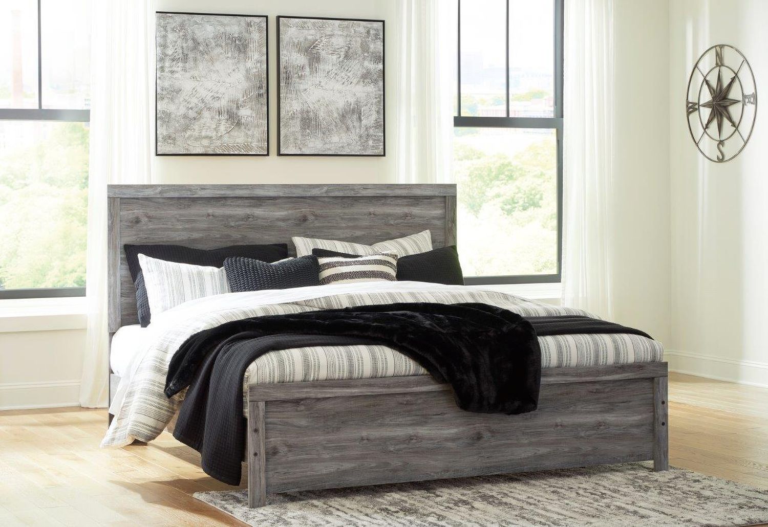 Bronyan Dark Gray King Panel Bed B1290B4
