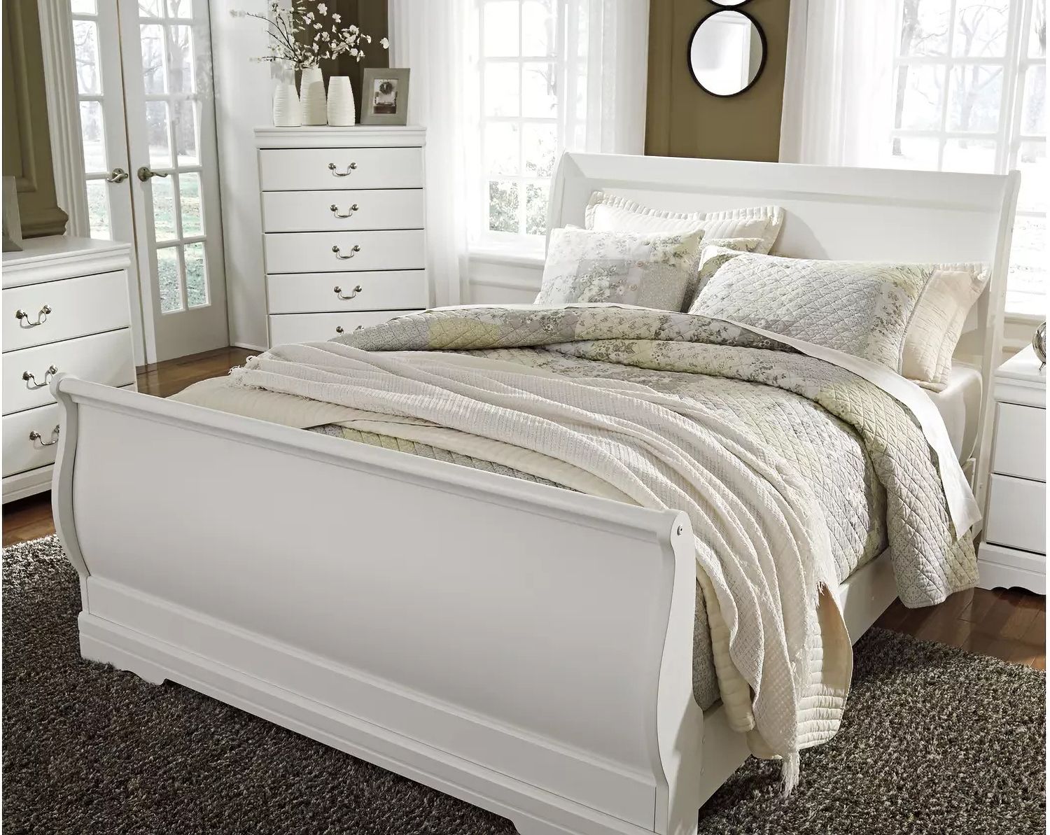 Anarasia White Queen Sleigh Bed B129B4