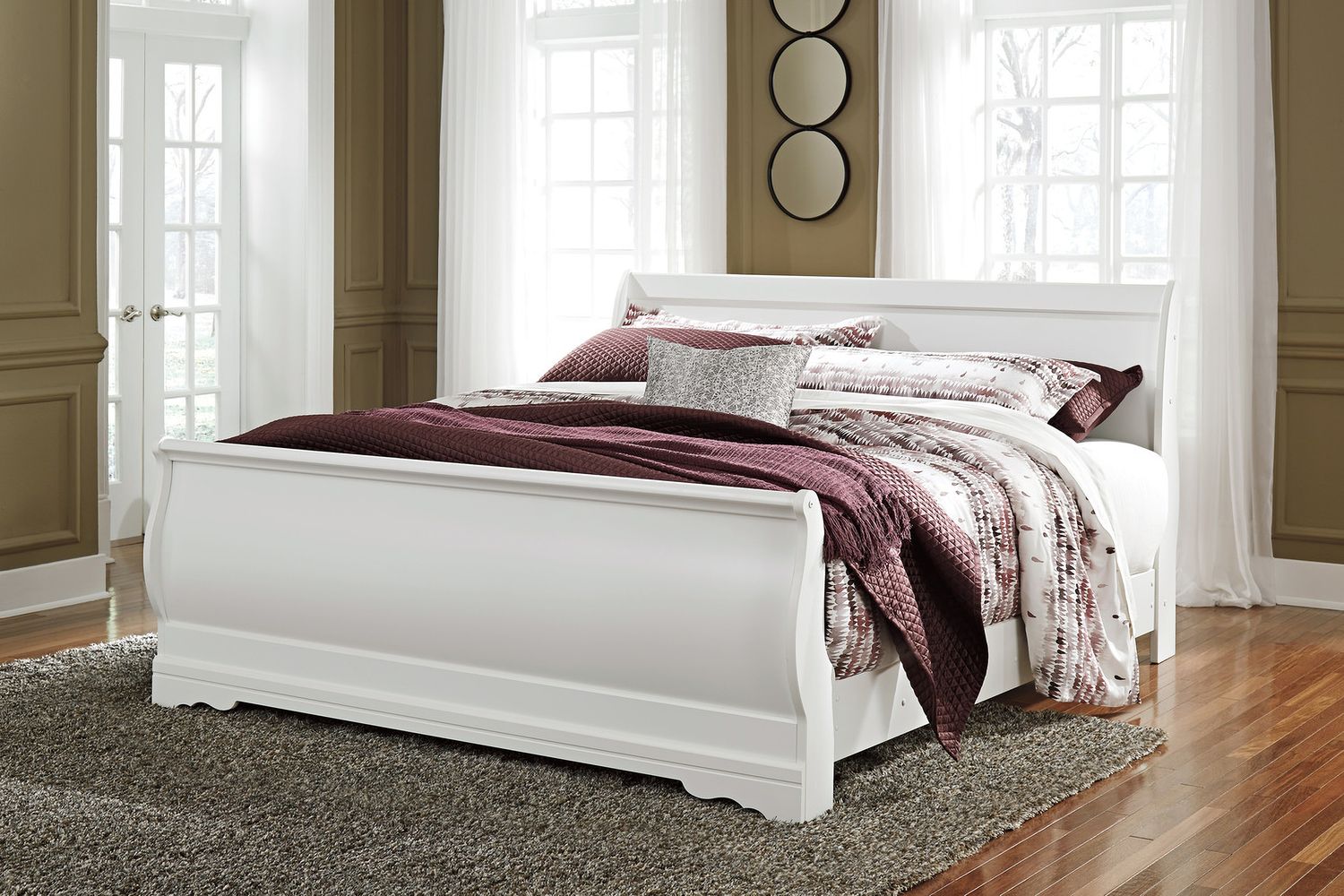 Anarasia White Queen Sleigh Bed B129B4