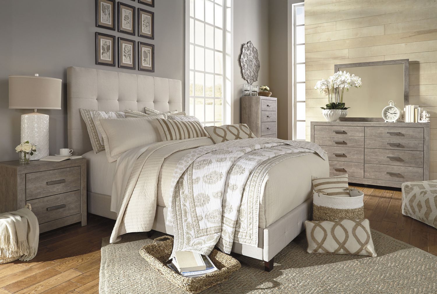 Dolante Queen Upholstered Bed In Beige B130581